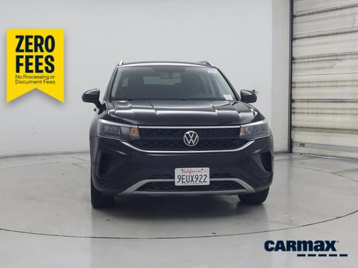 Black 2022 Volkswagen Taos SE