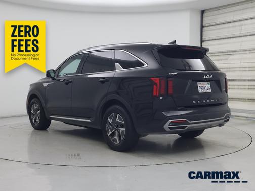 Black 2022 Kia Sorento Hybrid S