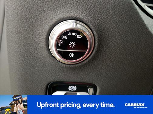 2025 Mercedes-Benz GLC 300 