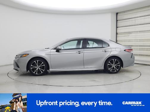 2020 Toyota Camry Hybrid SE