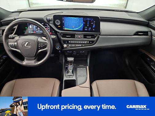Silver 2022 Lexus ES 300h