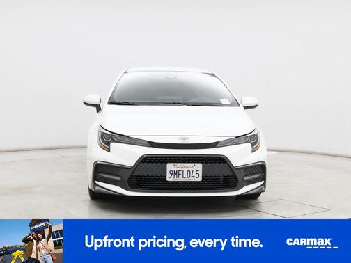 White 2020 Toyota Corolla SE