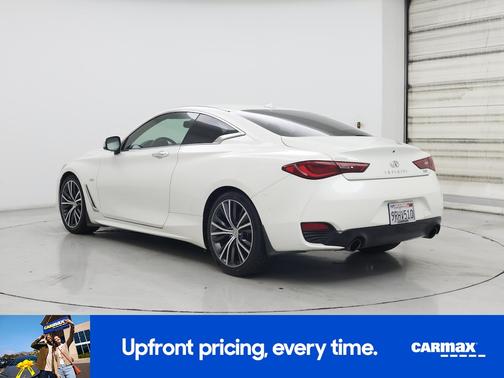 2017 INFINITI Q60 Premium