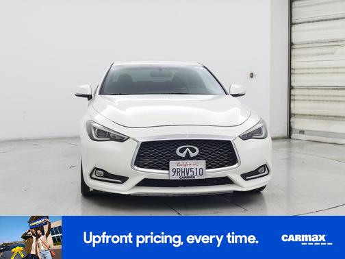 2017 INFINITI Q60 Premium