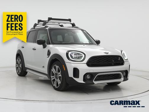 White 2023 MINI Countryman S ALL4