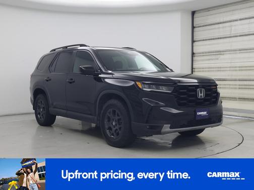 Black 2023 Honda Pilot Trailsport