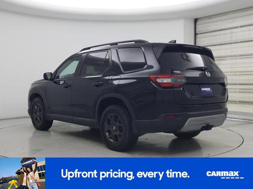 Black 2023 Honda Pilot Trailsport
