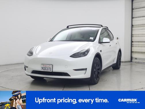 White 2023 Tesla Model Y Long Range