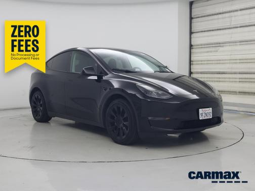 Black 2023 Tesla Model Y Long Range