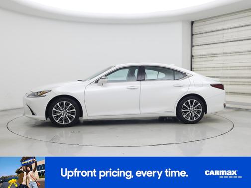 2020 Lexus ES 300h Luxury