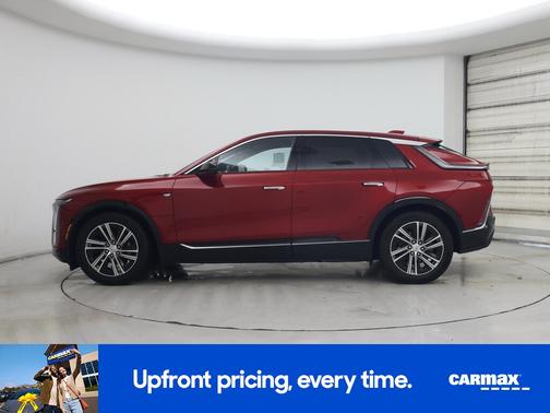 2024 Cadillac LYRIQ Luxury 1