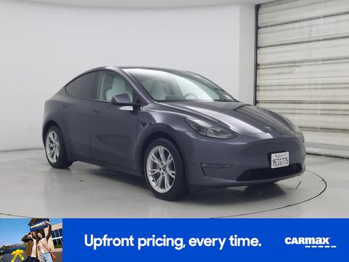 Gray 2023 Tesla Model Y Long Range