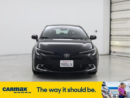 2025 Toyota Corolla Hatchback XSE