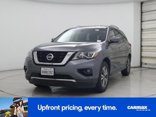 2018 Nissan Pathfinder SV