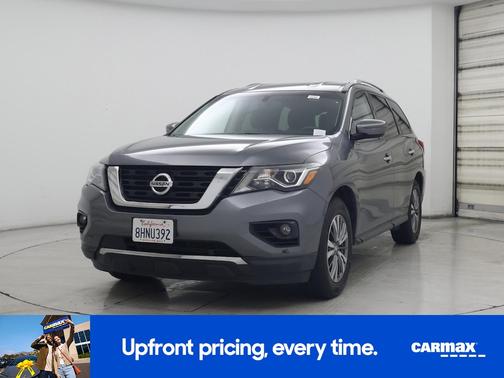 2018 Nissan Pathfinder SV