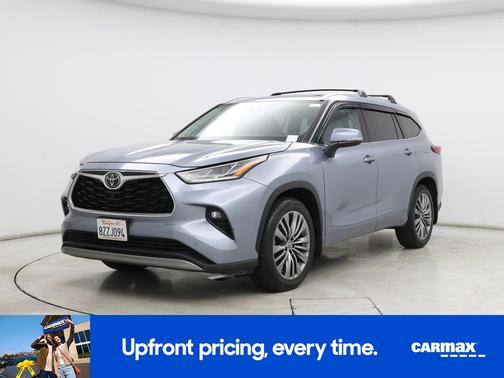Blue 2022 Toyota Highlander Platinum