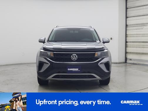 Gray 2022 Volkswagen Taos SE