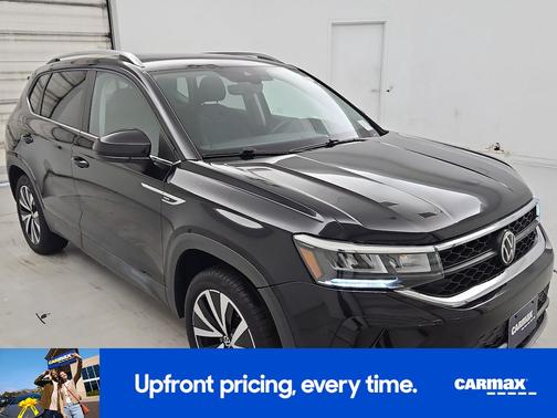 Black 2023 Volkswagen Taos SE