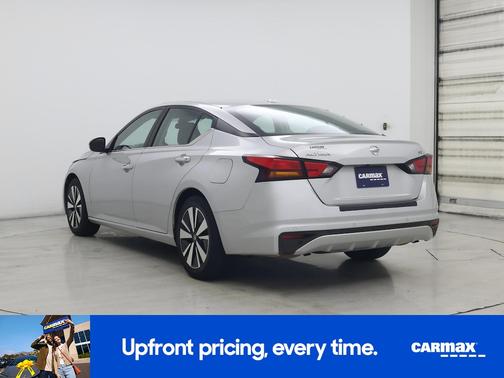 2022 Nissan Altima SV