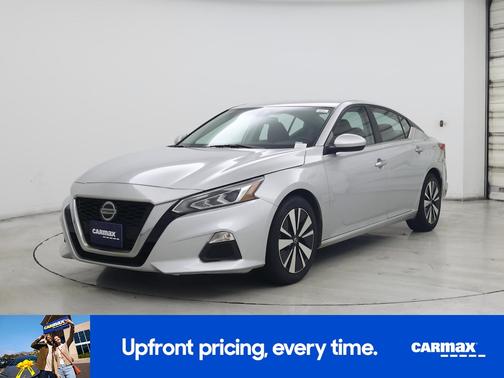 2022 Nissan Altima SV