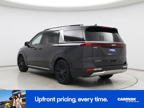 Black 2023 Kia Carnival SX Prestige