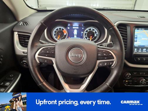White 2018 Jeep Cherokee Trailhawk