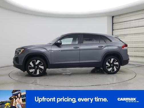 2024 Volkswagen Atlas Cross Sport SE w/Tech