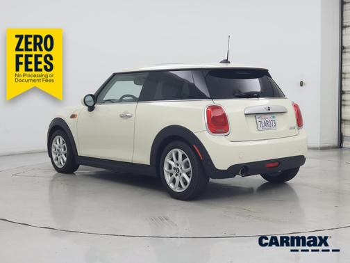 White 2015 MINI Hardtop