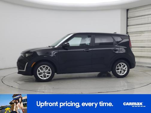 Black 2025 Kia Soul LX