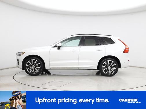 2022 Volvo XC60 B5 Momentum