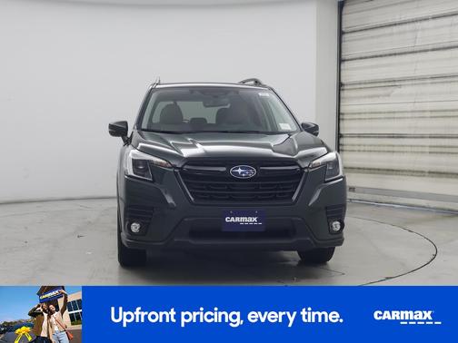 Green 2024 Subaru Forester Limited