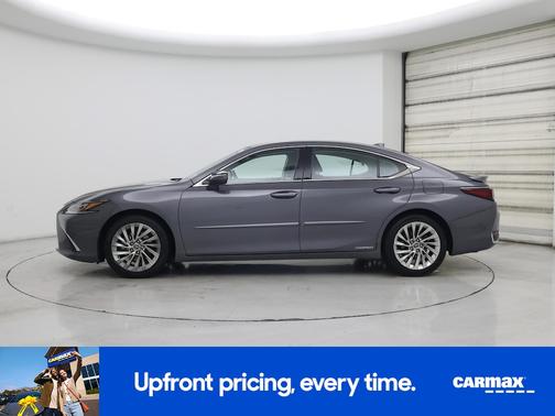 2020 Lexus ES 300h Luxury