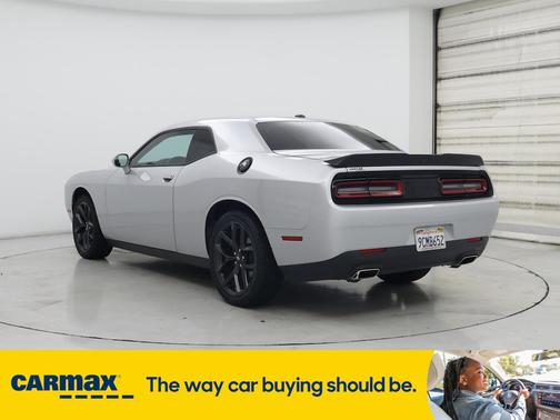 2022 Dodge Challenger SXT
