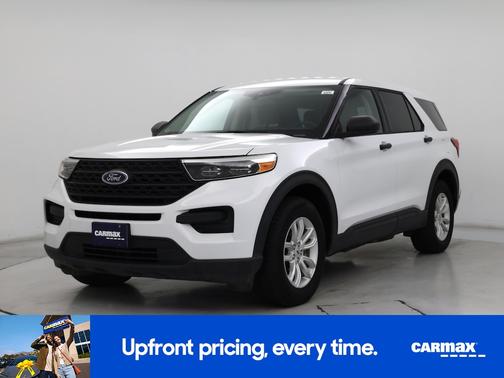 White 2020 Ford Explorer