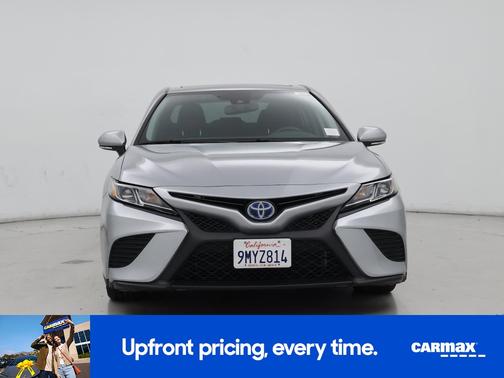2020 Toyota Camry Hybrid SE