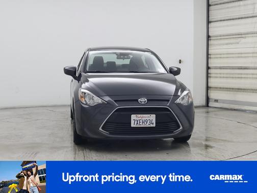 2017 Toyota Yaris iA Base (A6)