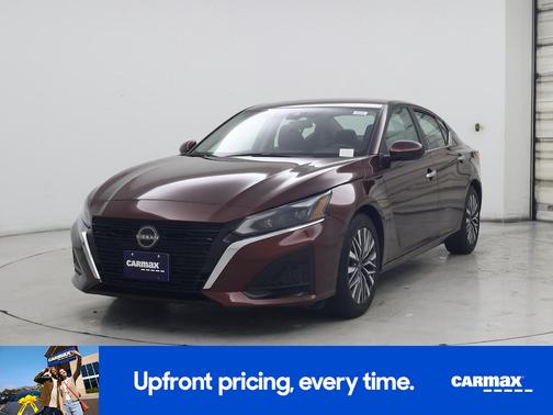 2023 Nissan Altima SV
