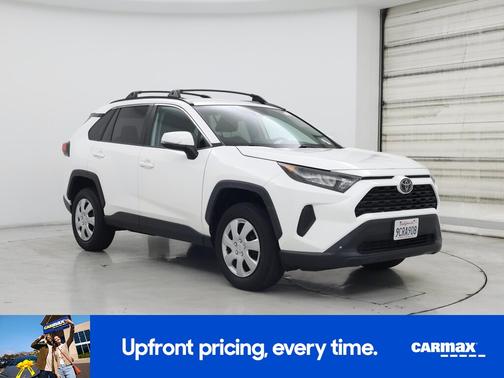 2020 Toyota RAV4 LE