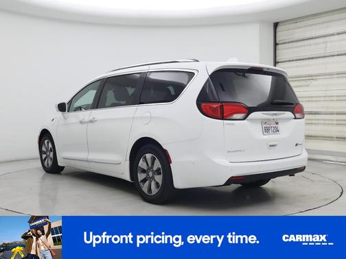 2018 Chrysler Pacifica Hybrid Limited