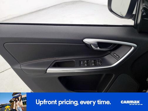 2016 Volvo XC60 T5 Platinum