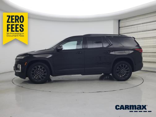 Black 2022 Chevrolet Traverse RS