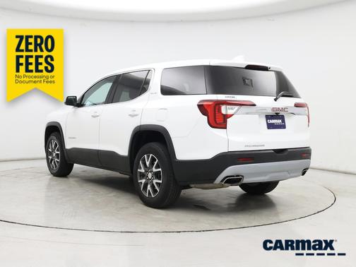 White 2022 GMC Acadia SLE