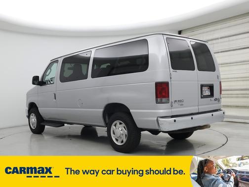 2013 Ford E350 Super Duty XLT