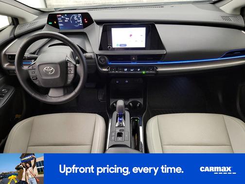 2025 Toyota Prius XLE