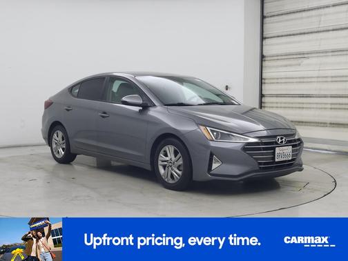 Silver 2019 Hyundai ELANTRA SEL