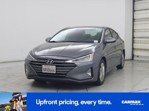 Silver 2019 Hyundai ELANTRA SEL