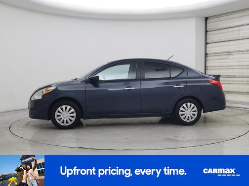 2015 Nissan Versa SV