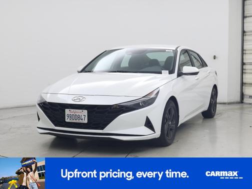 White 2021 Hyundai ELANTRA SEL