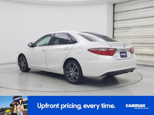 Pearl 2016 Toyota Camry Special Edition