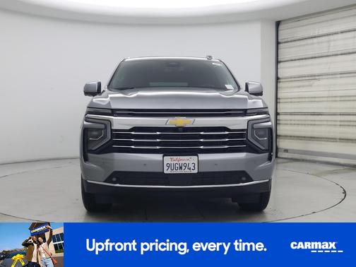 2025 Chevrolet Suburban LT